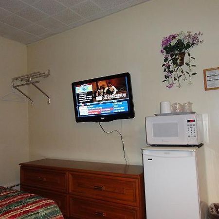 Hillside Inn Pembroke Chambre photo